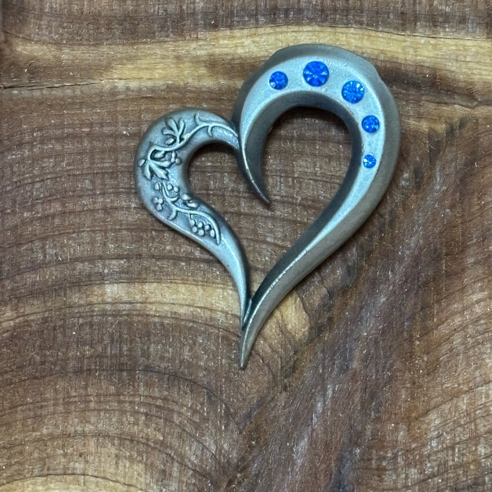 BICO Open Heart Pendant